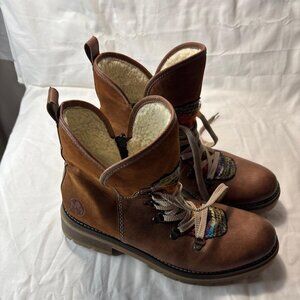 Rieker Boots Women  Zipper on inside of boots  Size 9 NEW
